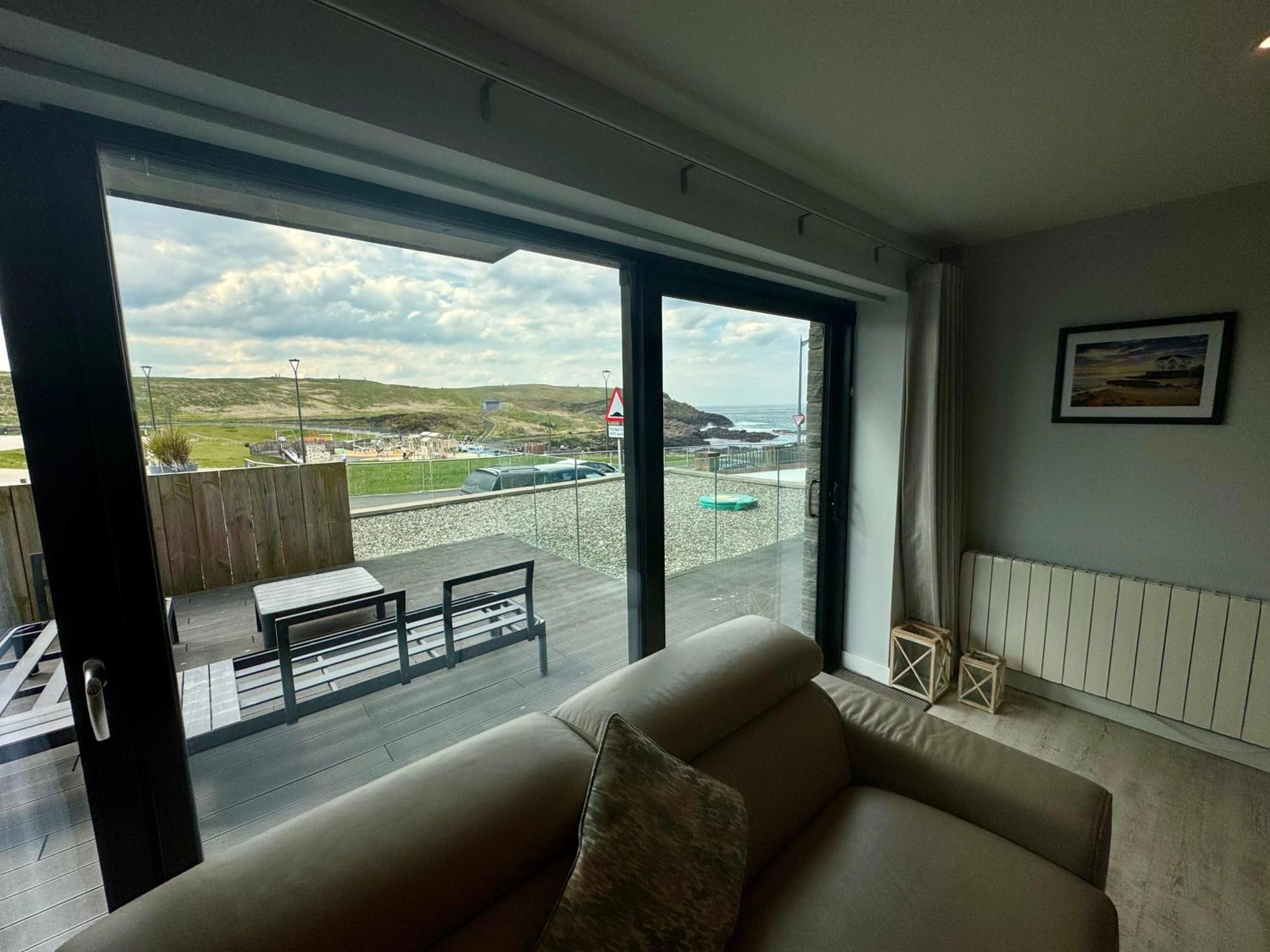 The North Cove, 20M To The Sea, Modern Studio Apartment Portrush Extérieur photo